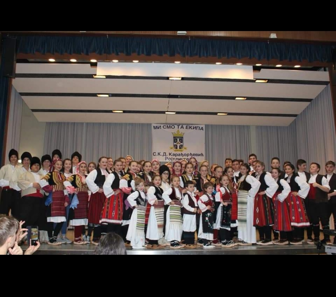 serbischer Tanzverein